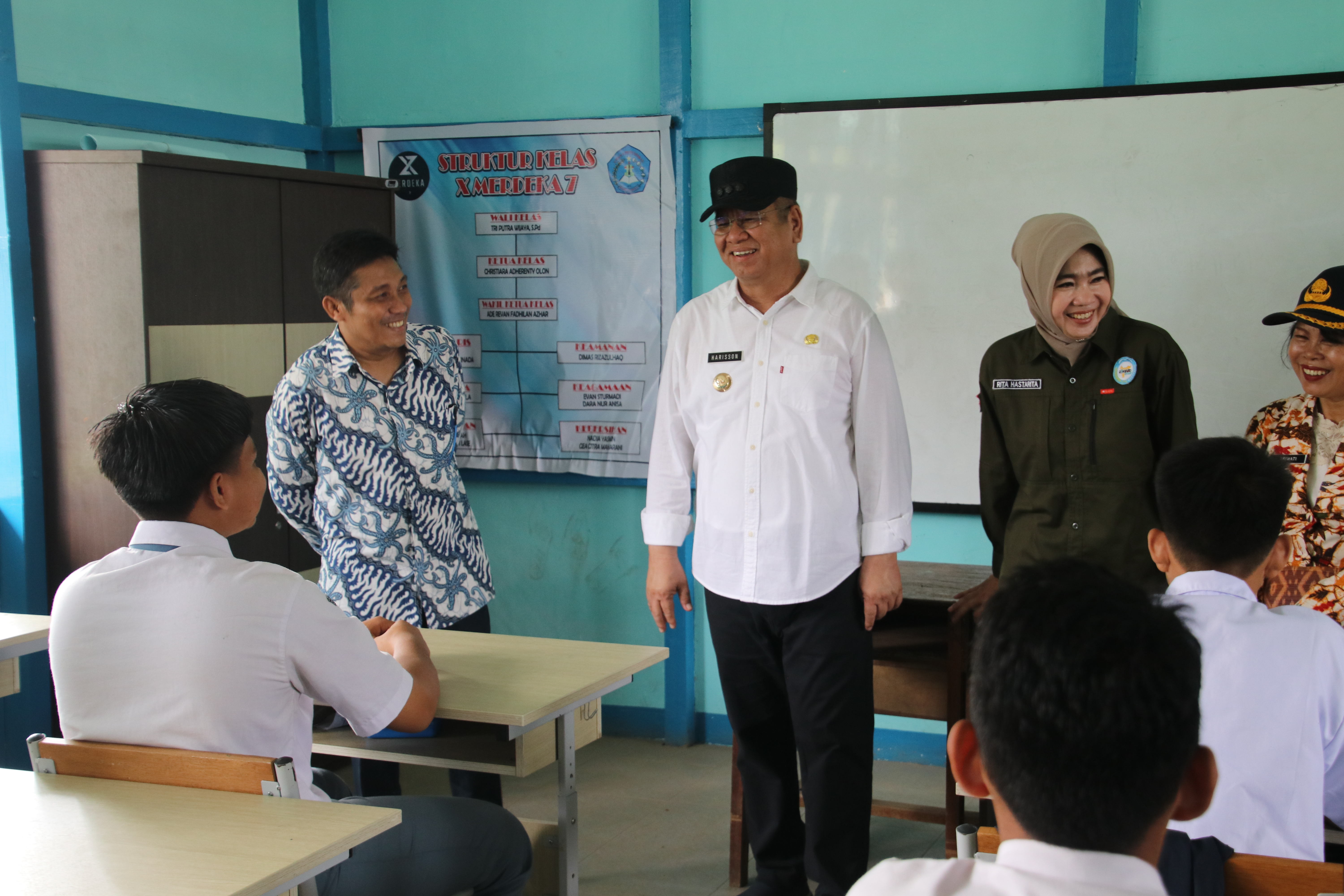 pj-gubernur-kalbar-optimis-tingkatkan-pelayanan-kesehatan-dan-peningkatan-pendidikan-di-kapuas-hulu